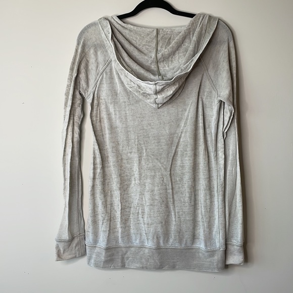 Volcom fleece lightweight long sleeve with Hood - Picture 4 of 7